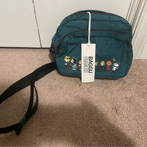 BAGGU Teal Peanuts Crossbody Bag